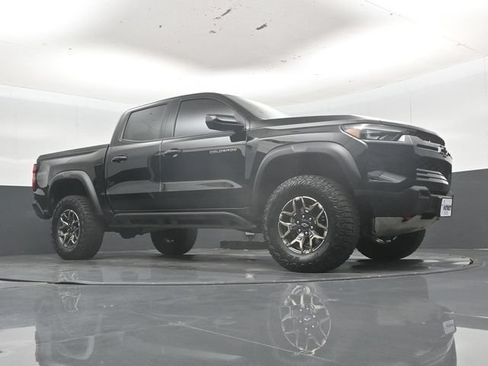 Used 2024 Chevrolet Colorado ZR2 AWD/4WD image 44