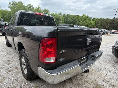 Used 2016 RAM 1500 Classic SLT RWD image 10