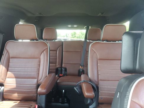 Used 2024 GMC Yukon Denali Ultimate AWD/4WD image 14