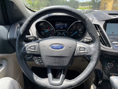 Used 2017 Ford Escape Titanium w/ Equipment Group 301A FWD image 12