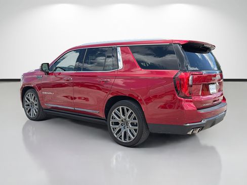 Used 2025 GMC Yukon Denali Ultimate AWD/4WD image 5