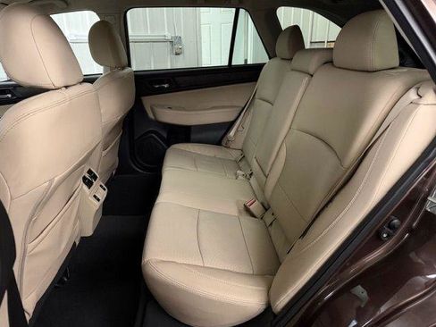 Used 2019 Subaru Outback 2.5i Limited AWD/4WD image 8