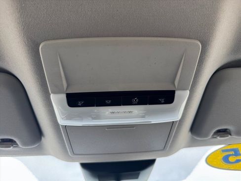 Used 2025 Nissan Sentra SV FWD image 19