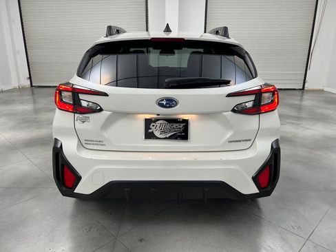 Used 2025 Subaru Crosstrek 2.0i Premium AWD/4WD image 6