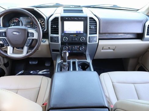 Used 2020 Ford F150 Lariat image 12