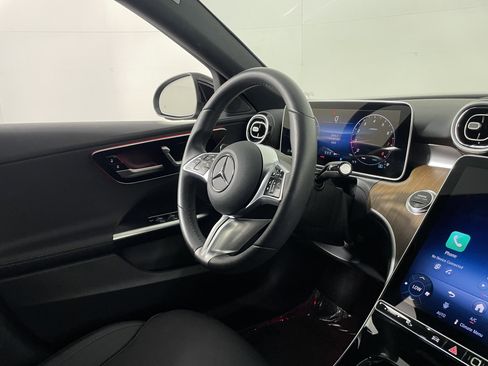 Used 2025 Mercedes-Benz C 300 Sedan image 10
