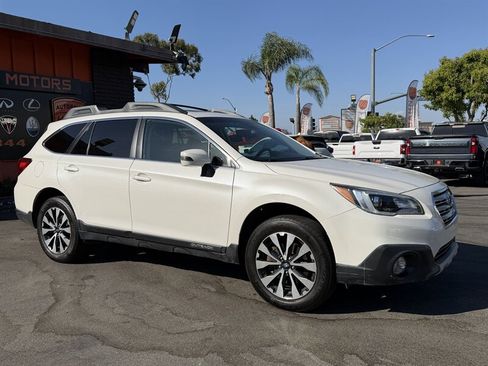 Used 2017 Subaru Outback 2.5i Limited AWD/4WD image 28