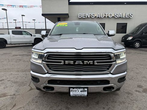 Used 2019 RAM 1500 Laramie AWD/4WD image 3