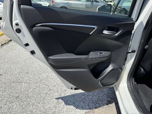 Used 2017 Honda Fit EX image 21