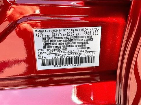New 2026 Nissan Sentra SR w/ Floor Mat Package FWD image 8