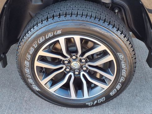 Used 2025 RAM 1500 Limited w/ Trailer Tow Group AWD/4WD image 10
