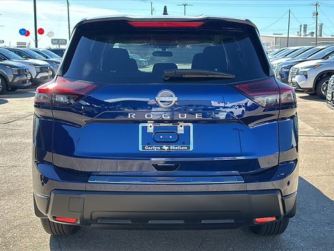 New 2026 Nissan Rogue SV image 7
