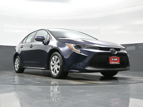 Used 2022 Toyota Corolla LE image 24