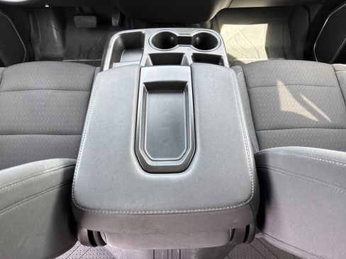 Used 2023 Chevrolet Silverado 1500 LT AWD/4WD image 15