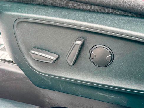 Used 2022 Ford Escape SEL w/ SEL Stealth AWD Package image 18