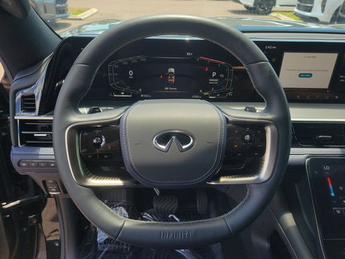 Certified 2026 INFINITI QX80 4WD w/ Sport Exterior Package image 11
