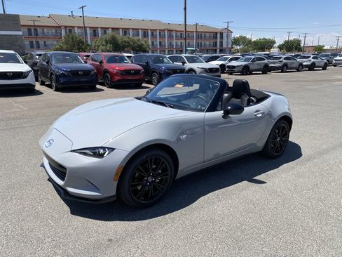 New 2026 MAZDA MX-5 Miata Club w/ Interior Package RWD image 44