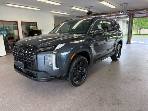 Used 2025 Hyundai Palisade XRT AWD/4WD image 3