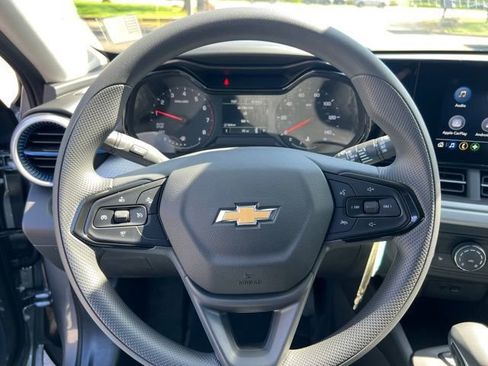 New 2026 Chevrolet Trax LS w/ LS Convenience Package image 23