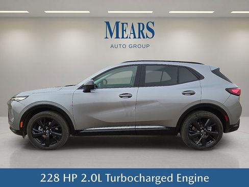 Used 2025 Buick Envision Sport Touring image 3