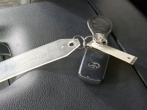 Used 2021 Toyota Tundra SR5 w/ TRD Sport Plus Package image 33