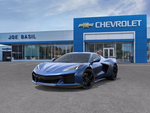 New 2027 Chevrolet Corvette Z06 w/ Stealth Interior Trim Package RWD image 8