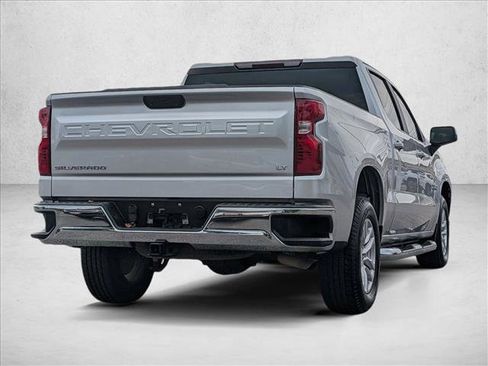 Used 2021 Chevrolet Silverado 1500 LT image 5