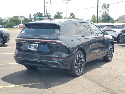 New 2026 Lincoln Nautilus Reserve AWD/4WD image 4