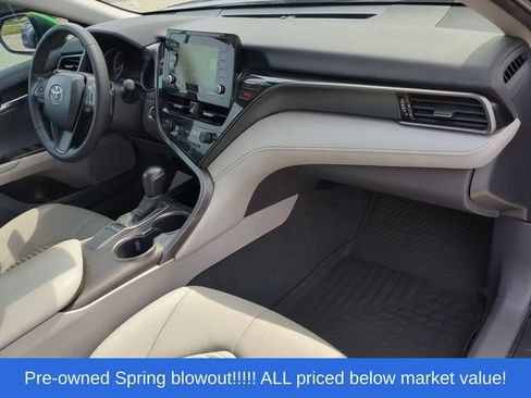 Used 2022 Toyota Camry SE w/ Convenience Package FWD image 47