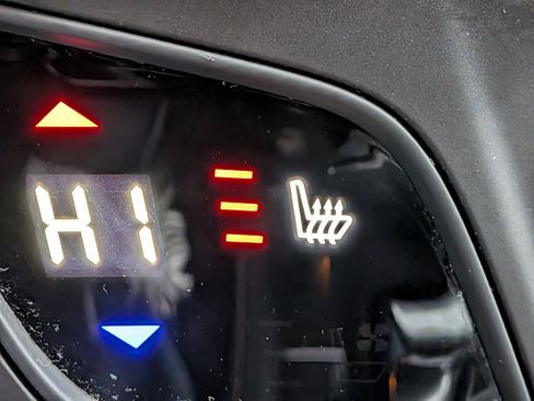 Used 2017 Buick Envision Premium image 22