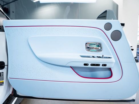 Used 2024 Rolls-Royce Spectre w/ Spectre Launch Package image 33