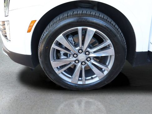 Used 2024 Cadillac XT5 Premium Luxury FWD image 29