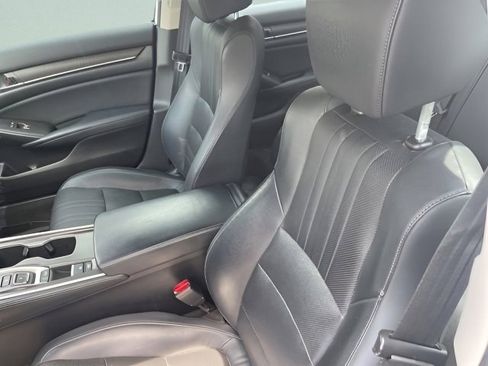 Used 2018 Honda Accord EX-L image 18