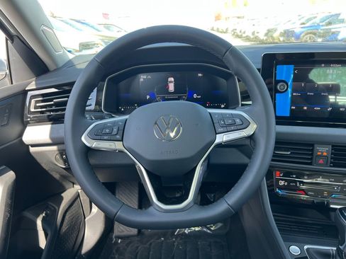 New 2026 Volkswagen Jetta SE image 20