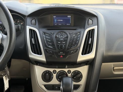 Used 2014 Ford Focus SE image 17