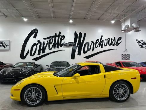Used 2008 Chevrolet Corvette Coupe w/ Preferred Equipment Group image 32
