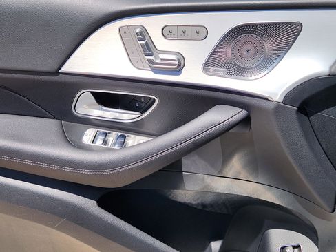 Certified 2025 Mercedes-Benz GLS 450 4MATIC image 16