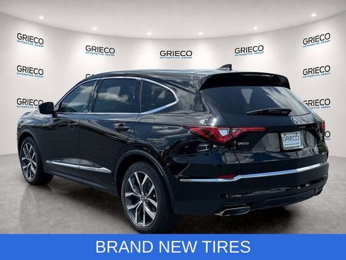 Used 2023 Acura MDX w/ Technology Package FWD image 5