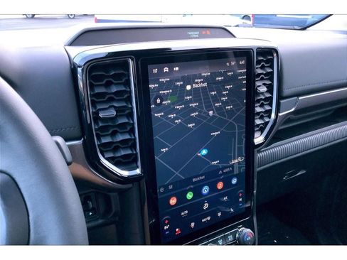 New 2025 Ford Ranger Lariat w/ FX4 Off-Road Package image 8