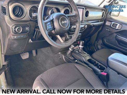Used 2023 Jeep Wrangler Unlimited w/ 8.4" Radio Group AWD/4WD image 8