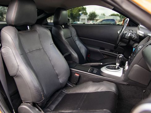 Used 2007 Nissan 350Z Grand Touring w/ Cargo Convenience Pkg RWD image 29