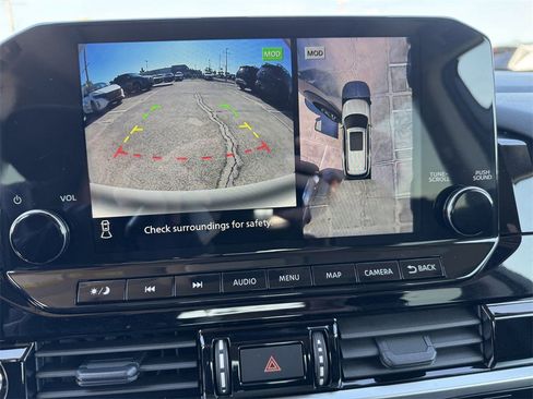 New 2025 Nissan Pathfinder Platinum w/ Lighting Package (N93) image 22