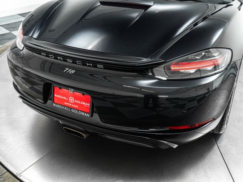 Used 2017 Porsche 718 Boxster RWD image 33