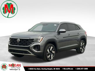 Used 2025 Volkswagen Atlas Cross Sport SE w/ Panoramic Sunroof Package AWD/4WD 360° Tour
