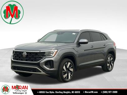 Used 2025 Volkswagen Atlas Cross Sport SE w/ Panoramic Sunroof Package