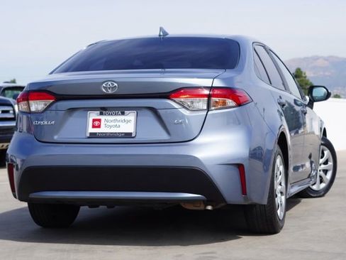 Used 2021 Toyota Corolla LE FWD image 6