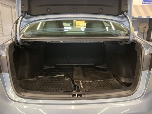 Used 2020 Toyota Corolla LE image 29