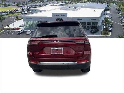 Certified 2024 Jeep Grand Cherokee Laredo X AWD/4WD image 22