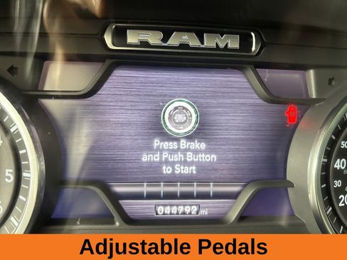 Used 2022 RAM 1500 Big Horn image 13