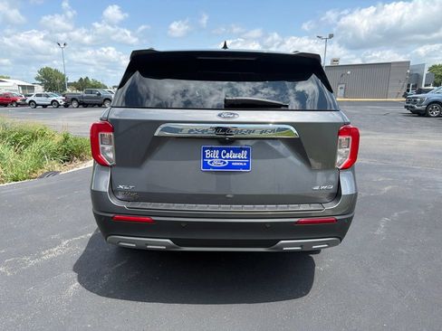Certified 2024 Ford Explorer XLT w/ Equipment Group 202A AWD/4WD image 5